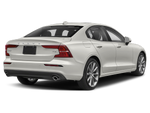 2022 Volvo S60 B5 Momentum