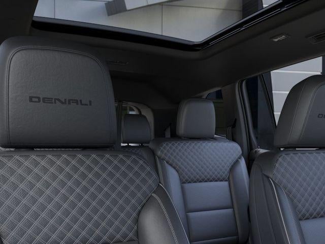 2026 GMC Acadia AWD Denali