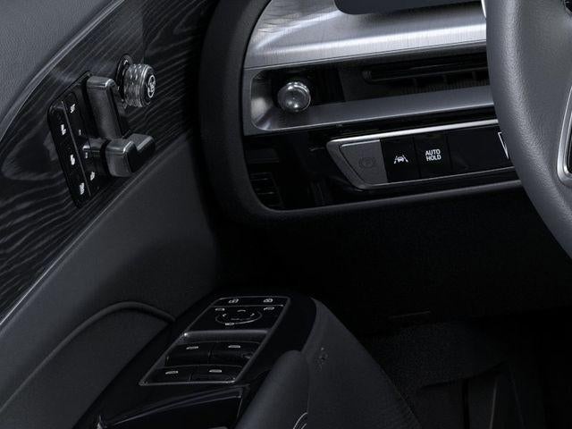 2025 Cadillac LYRIQ Luxury