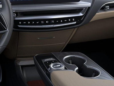 2025 Cadillac LYRIQ Sport