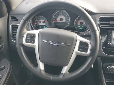 2012 Chrysler 200 Limited