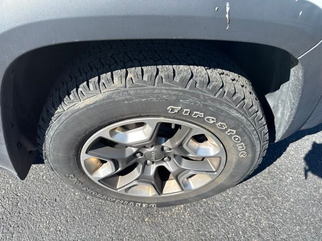 2019 Jeep Cherokee Trailhawk