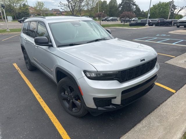 2022 Jeep Grand Cherokee L Altitude