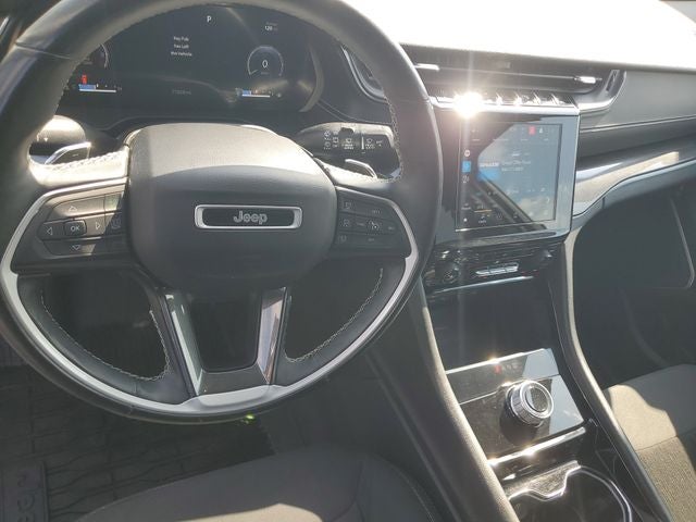 2021 Jeep Grand Cherokee L Laredo