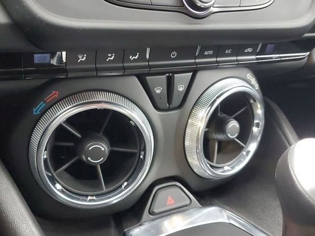 2021 Chevrolet Camaro LT1