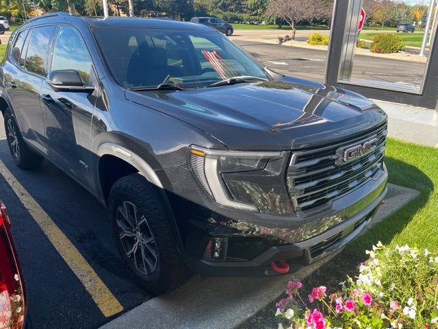 2024 GMC Acadia AT4