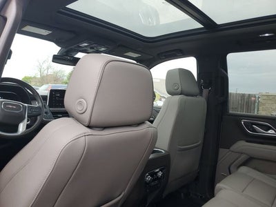 2022 GMC Yukon SLT