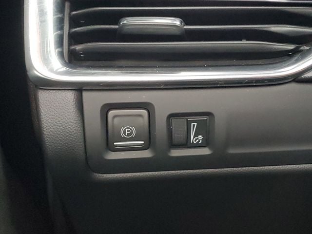 2022 Cadillac XT4 Luxury