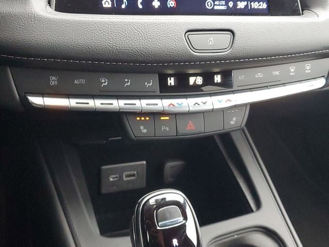 2022 Cadillac XT4 Luxury