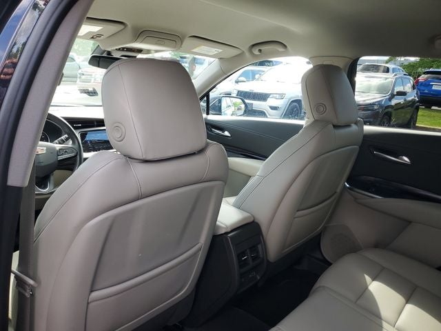2023 Cadillac XT4 Luxury