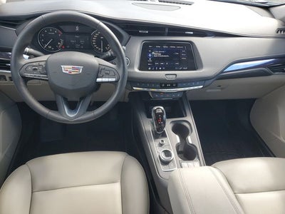 2023 Cadillac XT4 Luxury