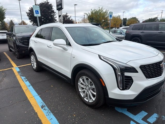 2023 Cadillac XT4 Luxury