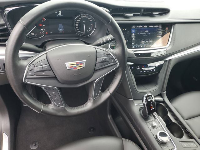 2021 Cadillac XT5 Luxury
