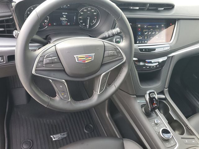 2025 Cadillac XT5 Luxury