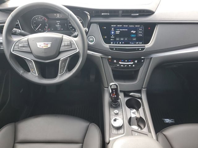 2025 Cadillac XT5 Luxury