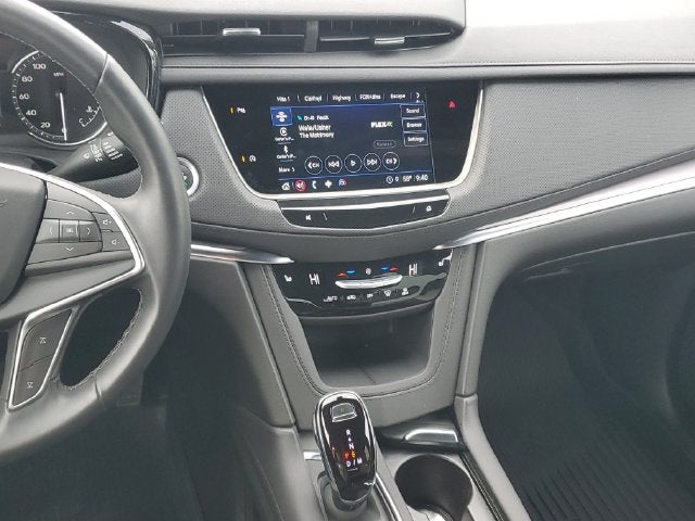 2025 Cadillac XT5 Luxury