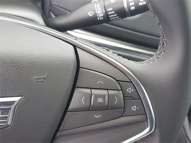 2025 Cadillac XT5 Luxury