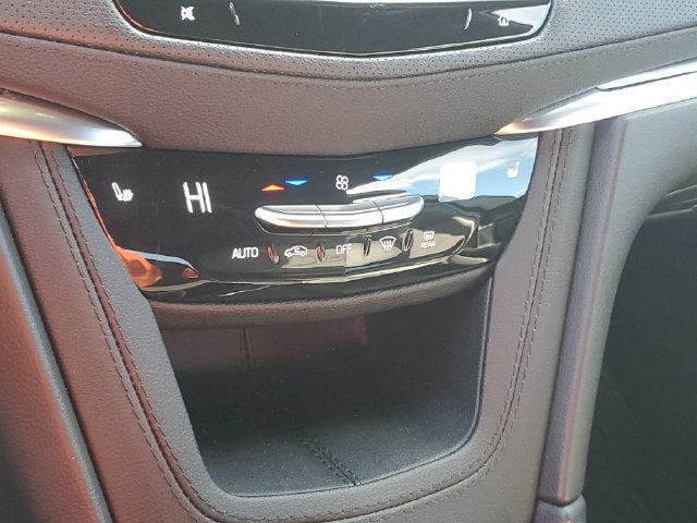 2024 Cadillac XT5 Luxury