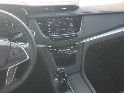 2024 Cadillac XT5 Luxury