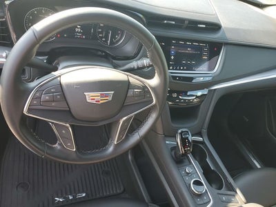 2024 Cadillac XT5 Luxury