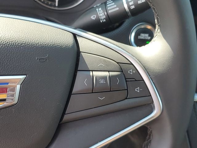 2025 Cadillac XT5 Luxury