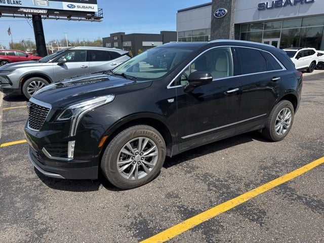 2022 Cadillac XT5 Premium Luxury