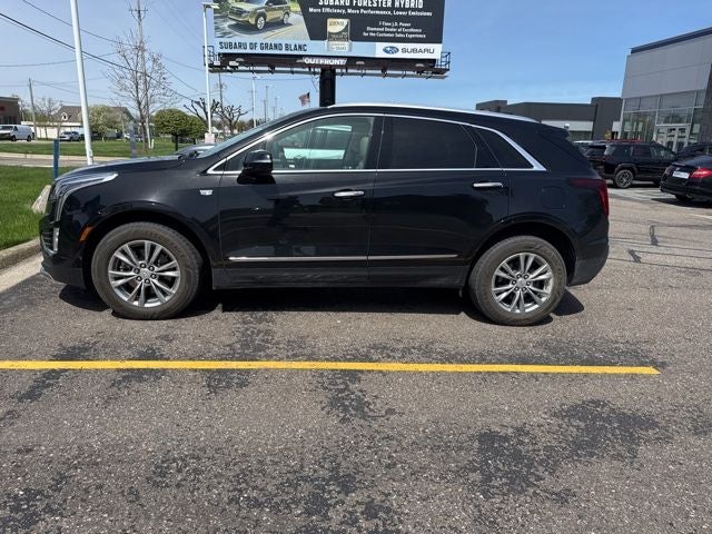 2022 Cadillac XT5 Premium Luxury