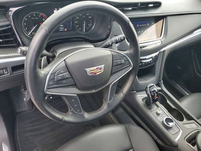 2023 Cadillac XT5 Sport