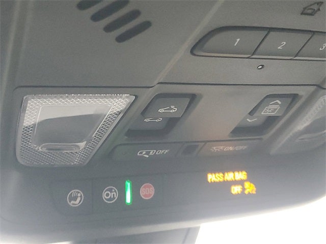 2025 Cadillac XT6 Luxury