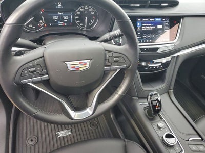 2024 Cadillac XT6 Luxury