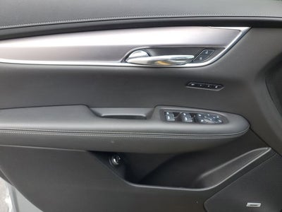 2025 Cadillac XT6 Luxury