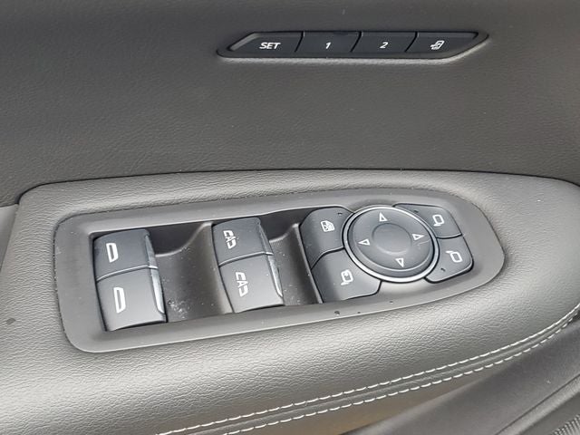 2025 Cadillac XT6 Luxury