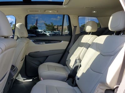 2022 Cadillac XT6 Premium Luxury