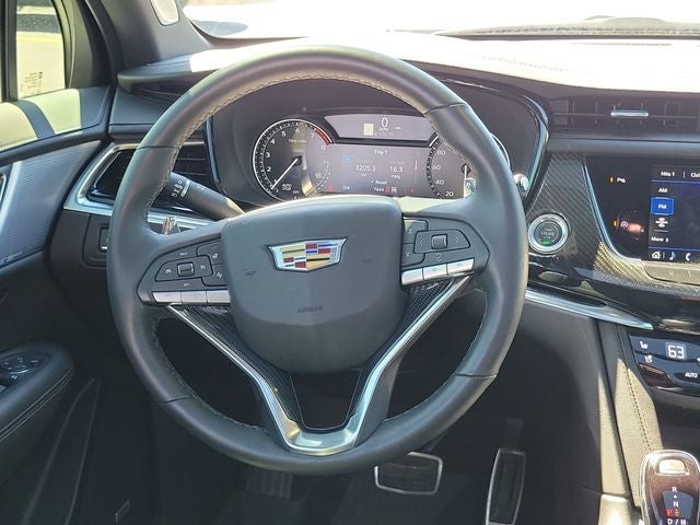 2025 Cadillac XT6 Sport