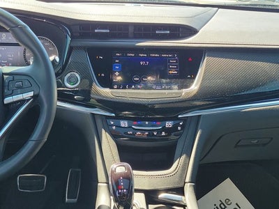 2025 Cadillac XT6 Sport