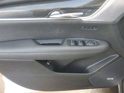 2023 Cadillac XT6 Sport