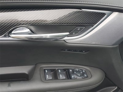 2025 Cadillac XT6 Sport