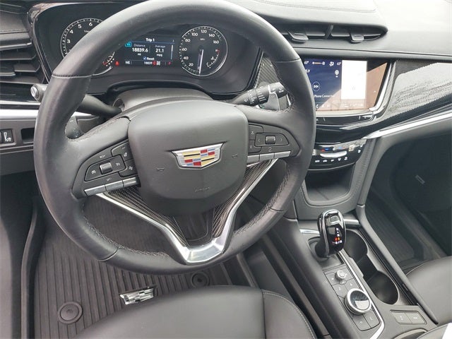 2025 Cadillac XT6 Sport