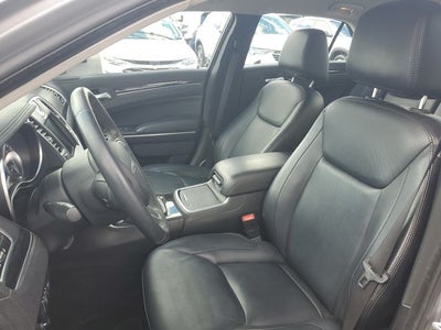 2016 Chrysler 300 Limited