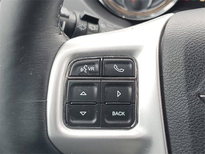 2016 Chrysler Town & Country Touring-L