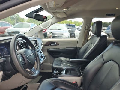 2021 Chrysler Voyager LXI