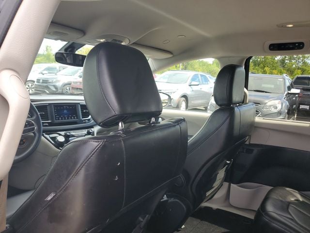 2021 Chrysler Voyager LXI