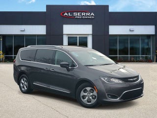 2017 Chrysler Pacifica Touring L Plus