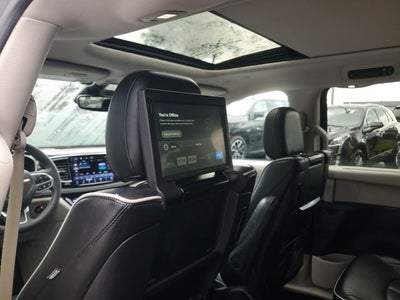 2022 Chrysler Pacifica Hybrid Limited