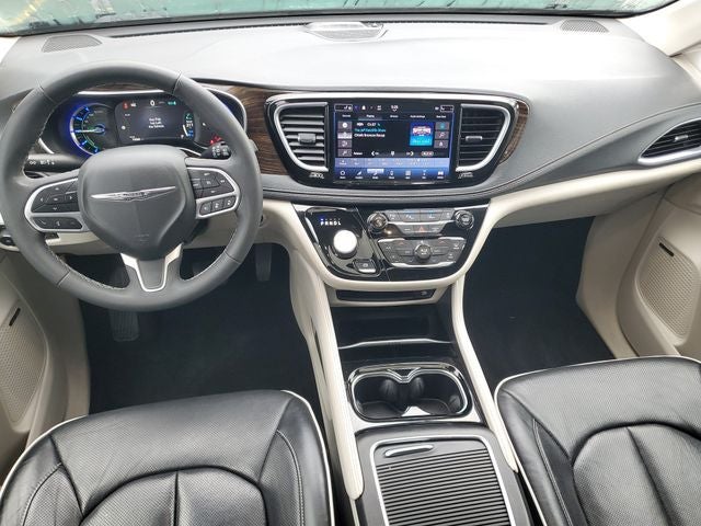 2022 Chrysler Pacifica Hybrid Limited