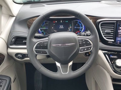 2022 Chrysler Pacifica Hybrid Limited