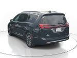 2022 Chrysler Pacifica Hybrid Limited