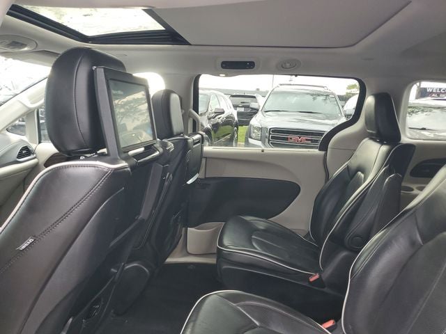 2022 Chrysler Pacifica Hybrid Limited