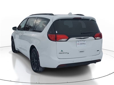 2020 Chrysler Pacifica Launch Edition