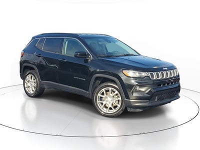 2022 Jeep Compass Latitude Lux